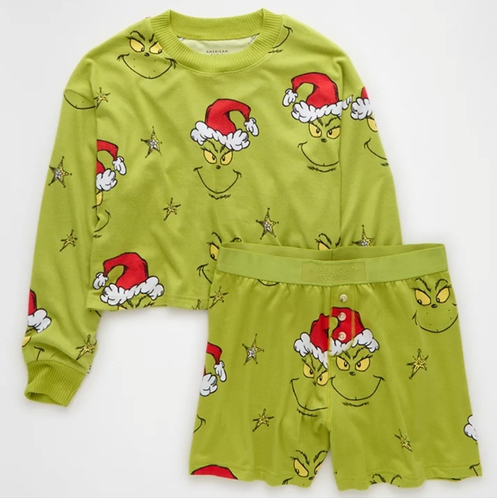 American Eagle plush pjs, grinch set
